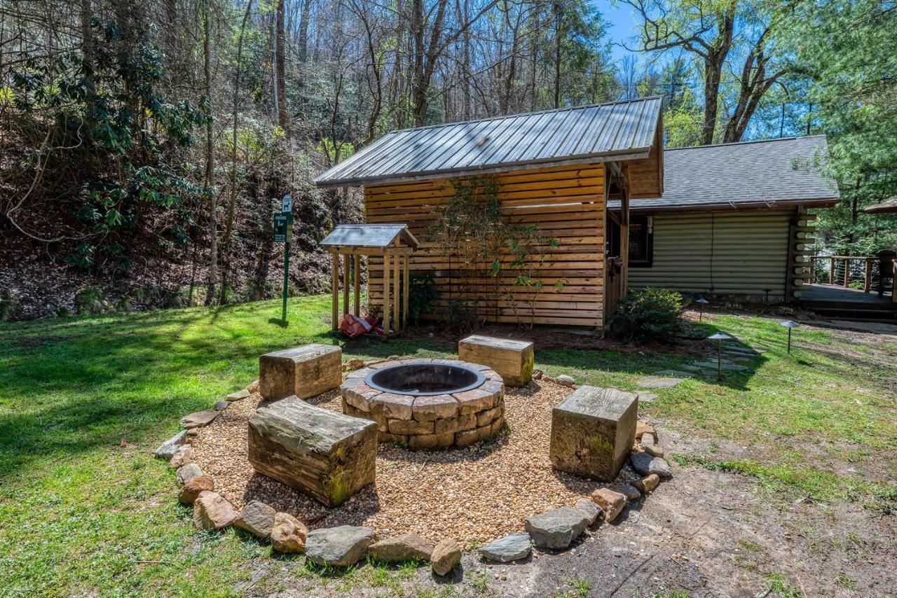 Staynantahala - Smoky Mountain Cabins And Luxury Yurts Aquone المظهر الخارجي الصورة
