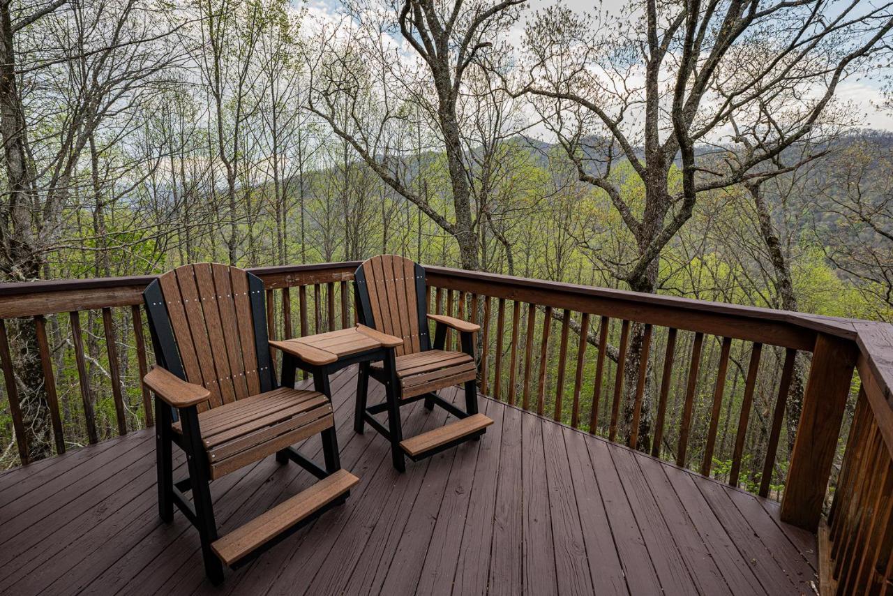 Staynantahala - Smoky Mountain Cabins And Luxury Yurts Aquone المظهر الخارجي الصورة